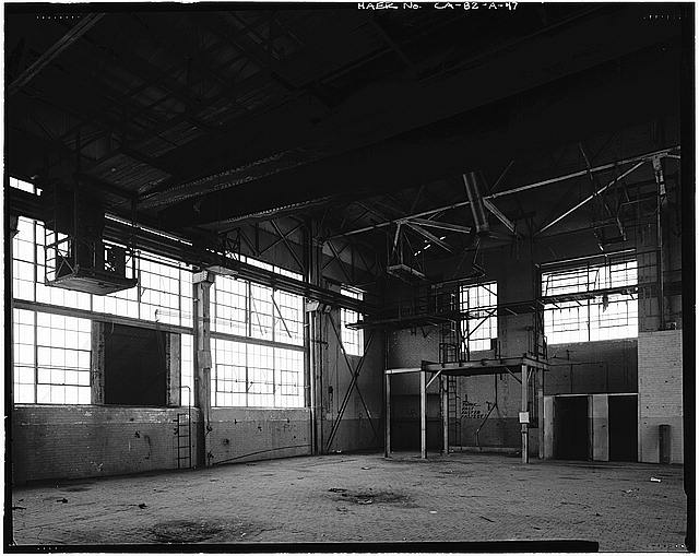 Ford Long Beach Assembly Plant CRANE AND FREIGHT ELEVATOR DOOR, NORTHWEST CORNER OF SECOND FLOOR WAREHOUSE. VIEW TO NORTHWEST. 