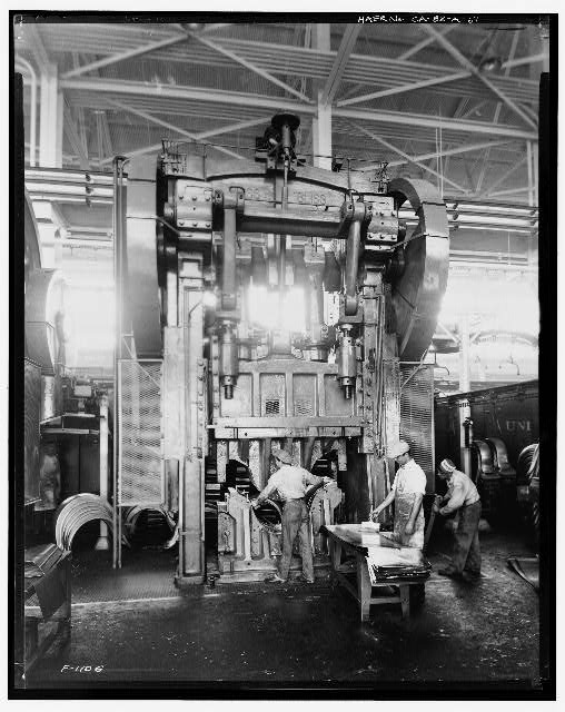 Ford Long Beach Assembly Plant Apr 24, 1931, INTERIOR-PRESSED STEEL BUILDING, SHOWING PRESSED STEEL MACHINERY 